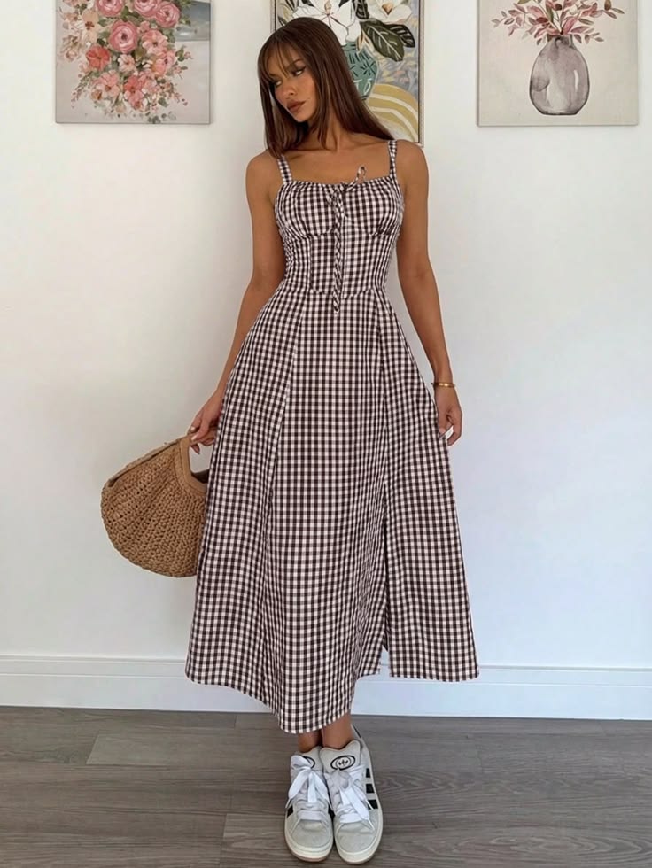 Vestido de tendencia: elegancia floral de largo completo