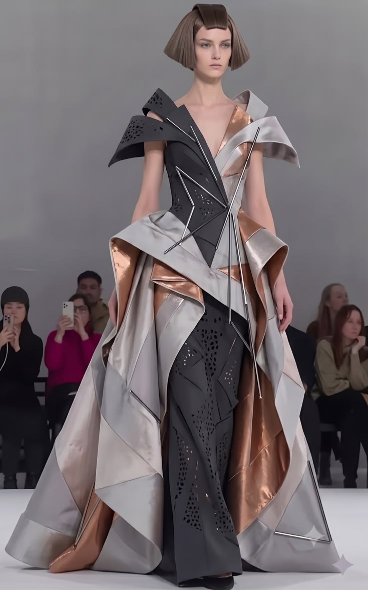 Idées de mode féminine avant-gardiste pour la garde-robe de vos rêves